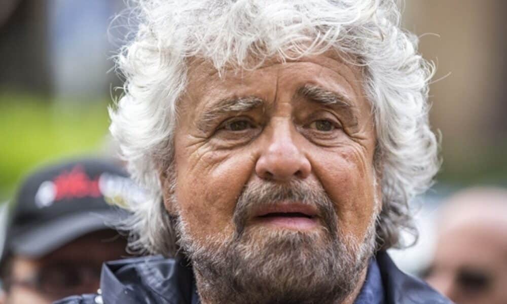 Beppe Grillo Ricoverato In Ospedale A Cecina