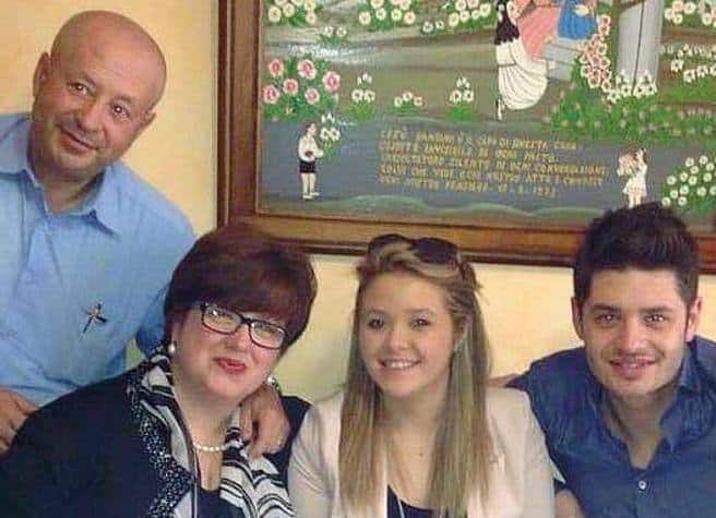 Aldo Naro con la sua famiglia: una storia che non si conclude ancora dopo 8 anni.