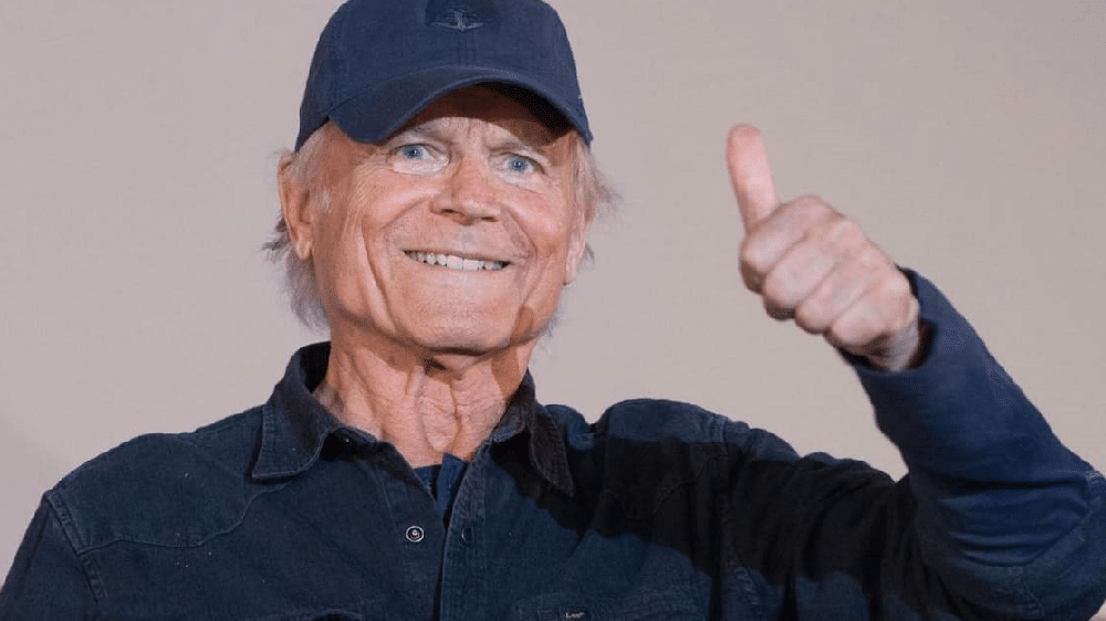Auguri Terence Hill, il ritorno di Trinità: "84 anni ma non sono stanco, sarò regista del mio western"