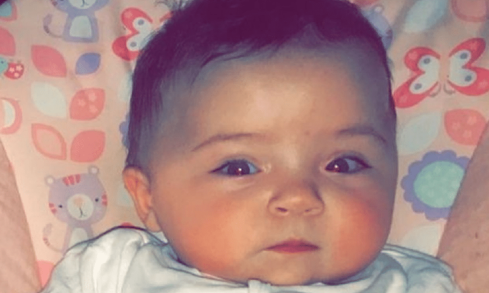 Bimba muore di malattia polmonare: “Ha respirato fumi diesel vicino all’ospedale dove è nata”