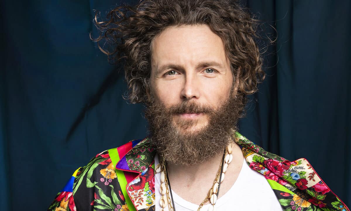 La prima volta di Jovanotti a Deejay (VIDEO), l’esordio e la vita privata del cantante