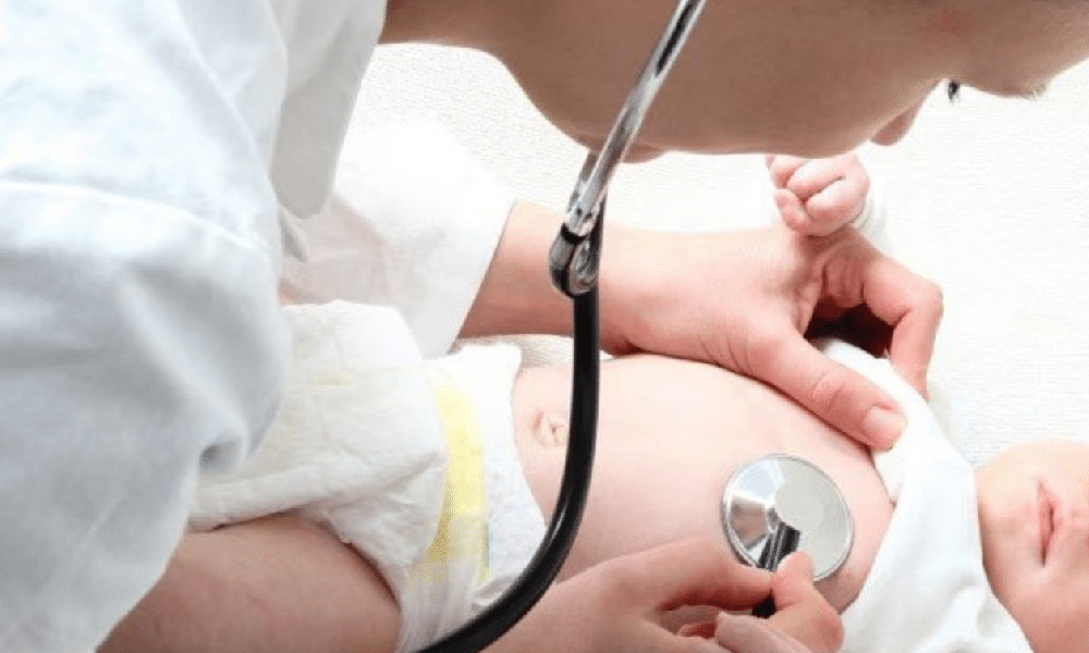 Sassari: bimbo di 8 mesi colpito da meningite, nessun altro caso in famiglia: chi l’ha contagiato?