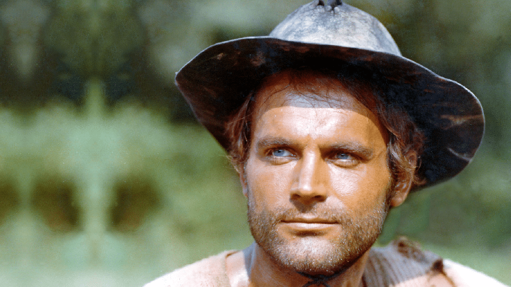 Terence Hill torna al Western: "Tolti gli abiti di Don Matteo, richiamatemi Trinità"