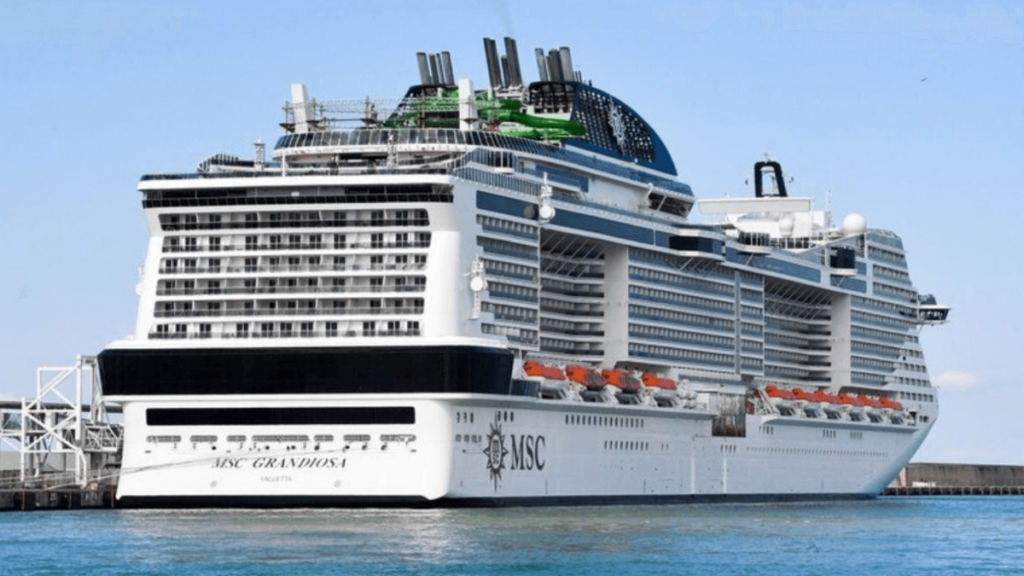 Muore in crociera e viene stipato nel frigo la moglie denuncia la compagnia