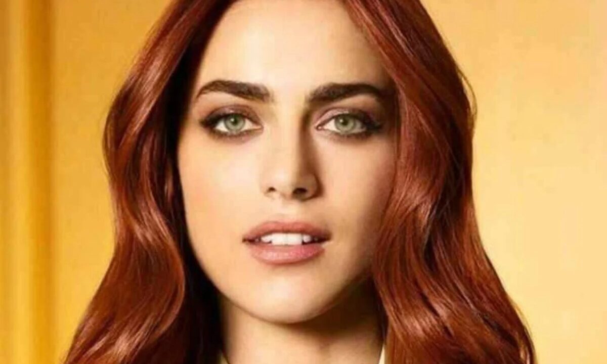 Tanti auguri a Miriam Leone che oggi compie 38 anni: “Mi facevo i costumi da sola e componevo musiche”