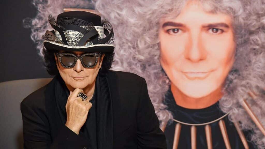 Renato Zero e il suo locale - Tendone Zerolandia 