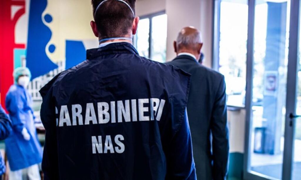 Padova, finto infermiere denunciato