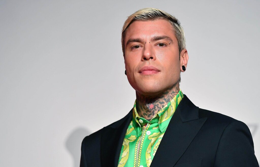 Fedez avrebbe trovato due nomi per il tormentone estivo 2023