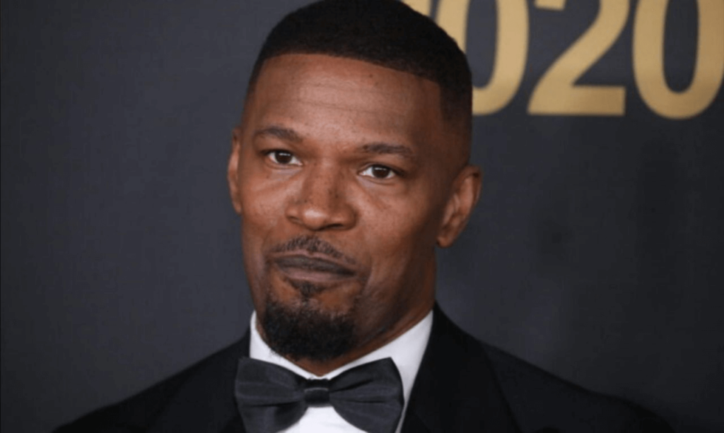 Pregate per Jamie Foxx l'attore è ancora in ospedale dopo il malore di tre settimane fa