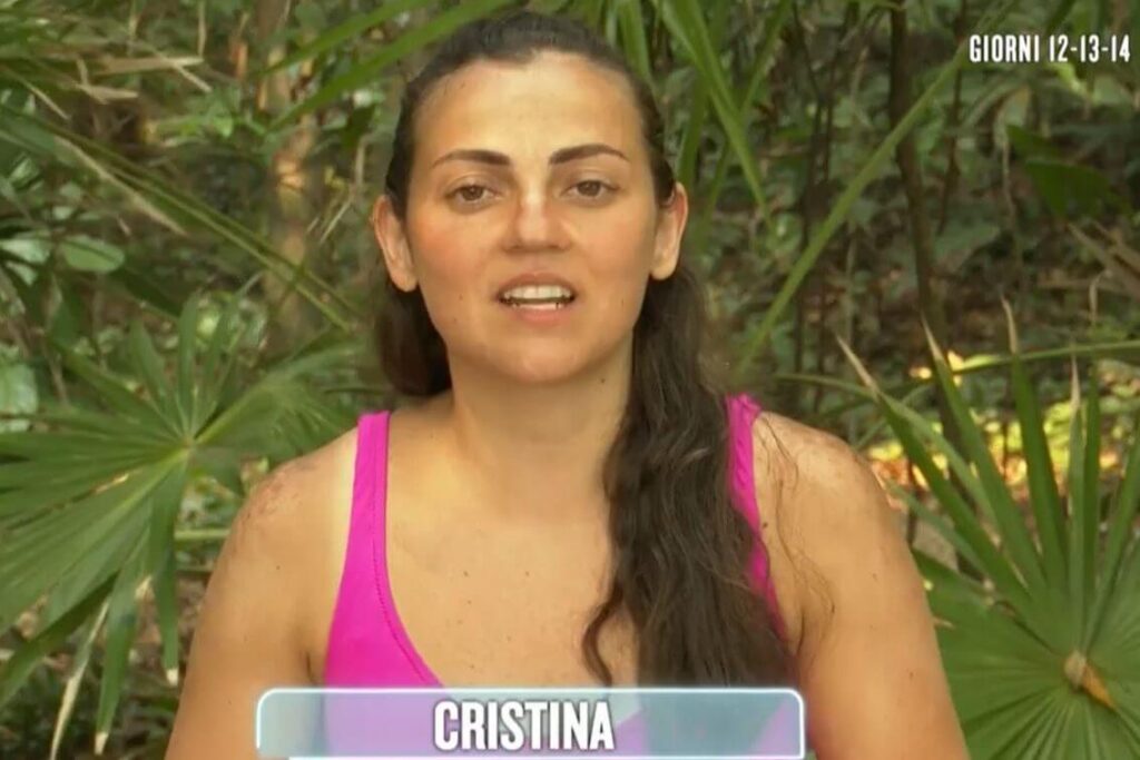 La reazione di Cristina Scuccia a L'isola dei famosi alla domanda "Ti piacciono gli uomini o le donne?"