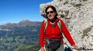 Dramma in montagna nella provincia di Treviso, turista precipita nel burrone e muore