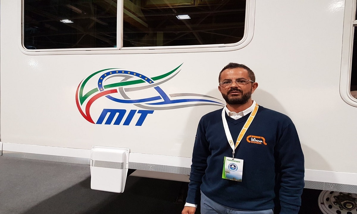 Torino, trovato cadavere nel bagagliaio