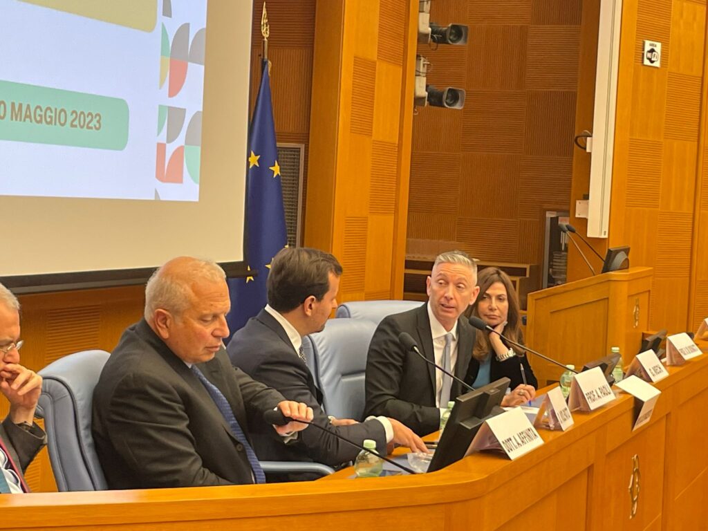 Sindrome dell’ovaio policistico, l'incontro di Gianluca Mech