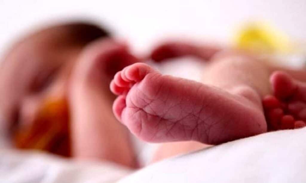 Voghera, mamma uccide figlio