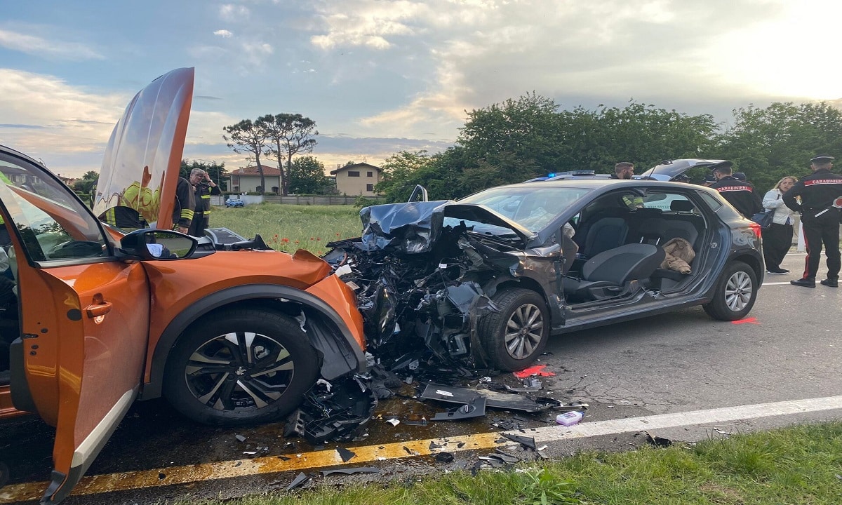 Maxi incidente a Parabiago: morto 29enne