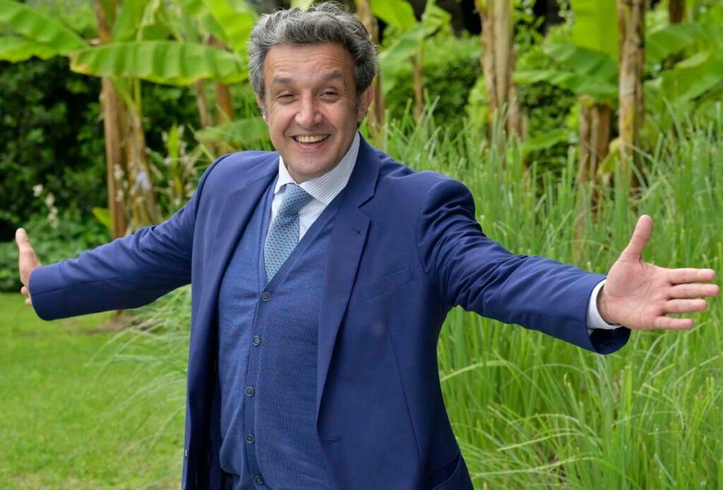 Flavio Insinna approda con "Teche Show"