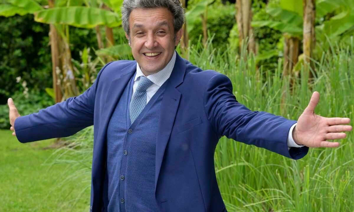 Flavio Insinna approda con "Teche Show"