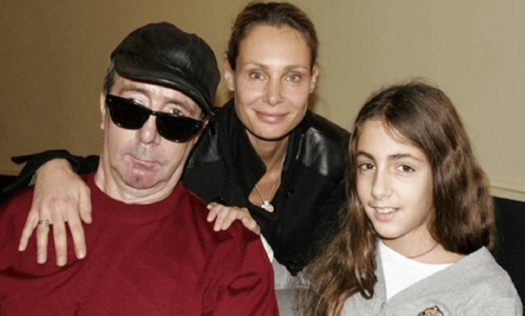 Francesco Nuti, l'amore della moglie e di sua figlia Comunicavamo con gli occhi, così la famiglia dopo la triste notizia