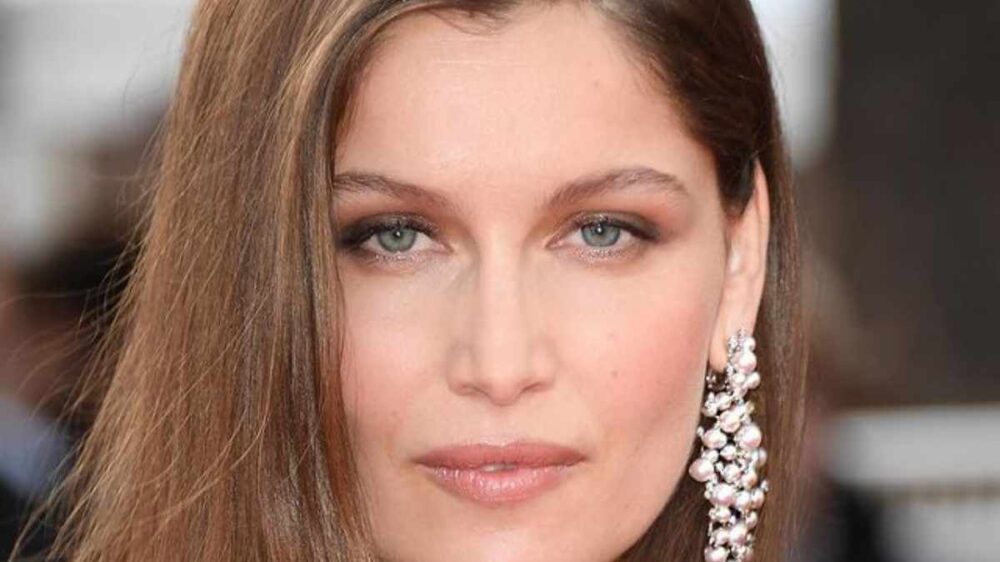 Laetitia Casta confessa in un'intervista: "La scoperta della sessualità è avvenuta con una ragazza"