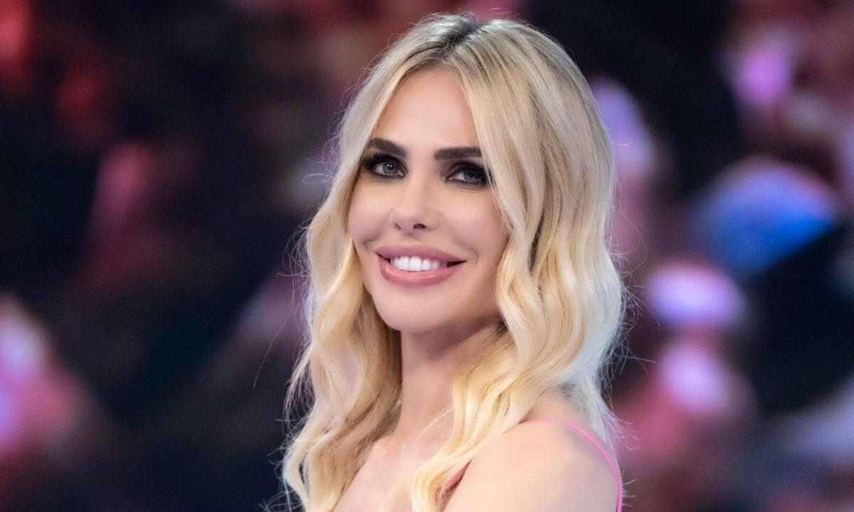 L'isola dei famosi 2023, cambio nei palinsesti per la semifinale