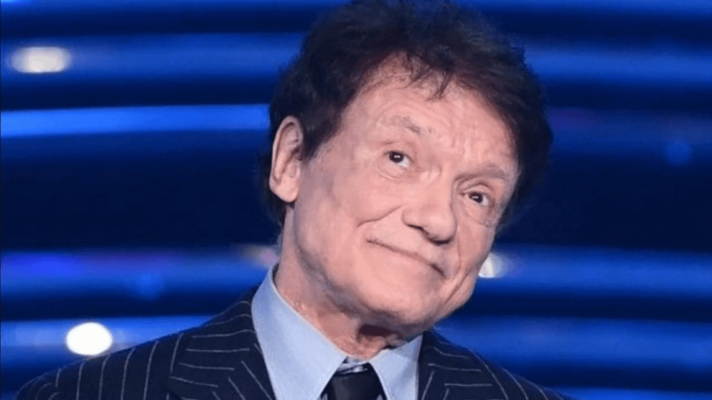 Massimo Ranieri, l'infanzia difficile con i sette fratelli e quelle prime 300mila lire guadagnate