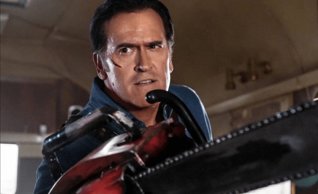 Tanti auguri a Bruce Campbell per i suoi 65 anni i dettagli dei nuovi progetti del mitico Ash