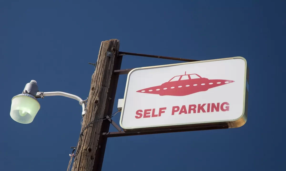 Le recenti dichiarazioni di un ex funzionario dell'intelligence sosterrebbero che il Governo statunitense nasconda veicoli alieni "intatti"