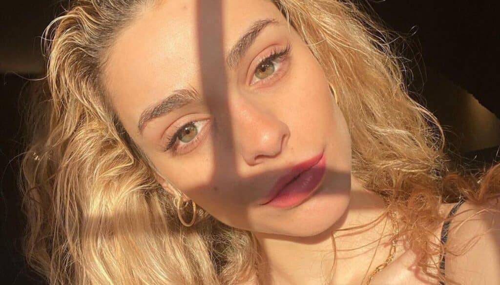 Carola Carpanelli arrabbiata sui social