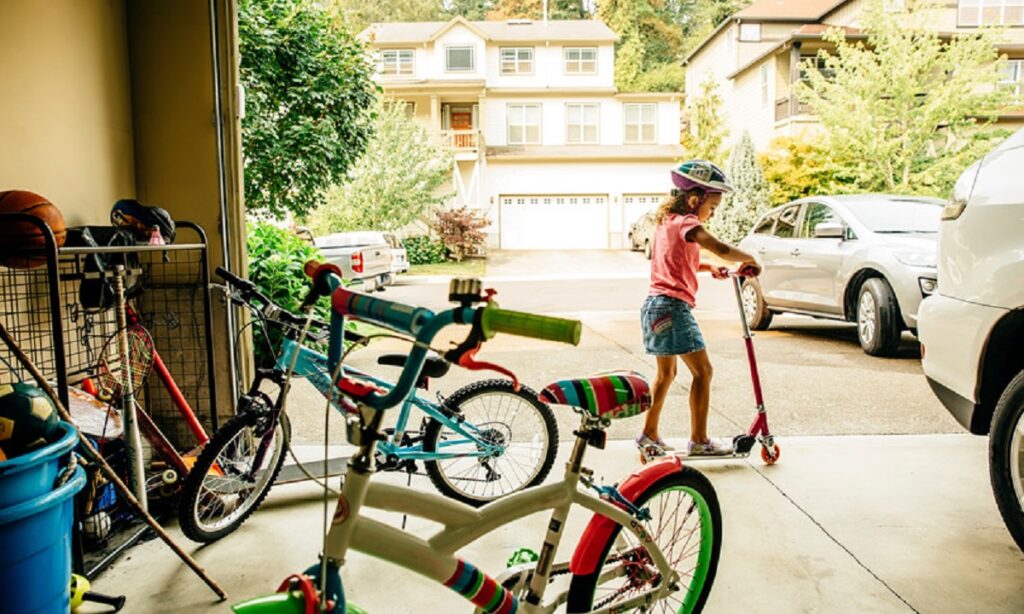 Potenza, bambina investita