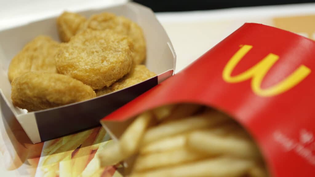 La madre della bimba ustionata da un Chicken McNuggets, ha testimoniato che in nessun momento McDonald's l'aveva avvertita che il cibo poteva essere caldo
