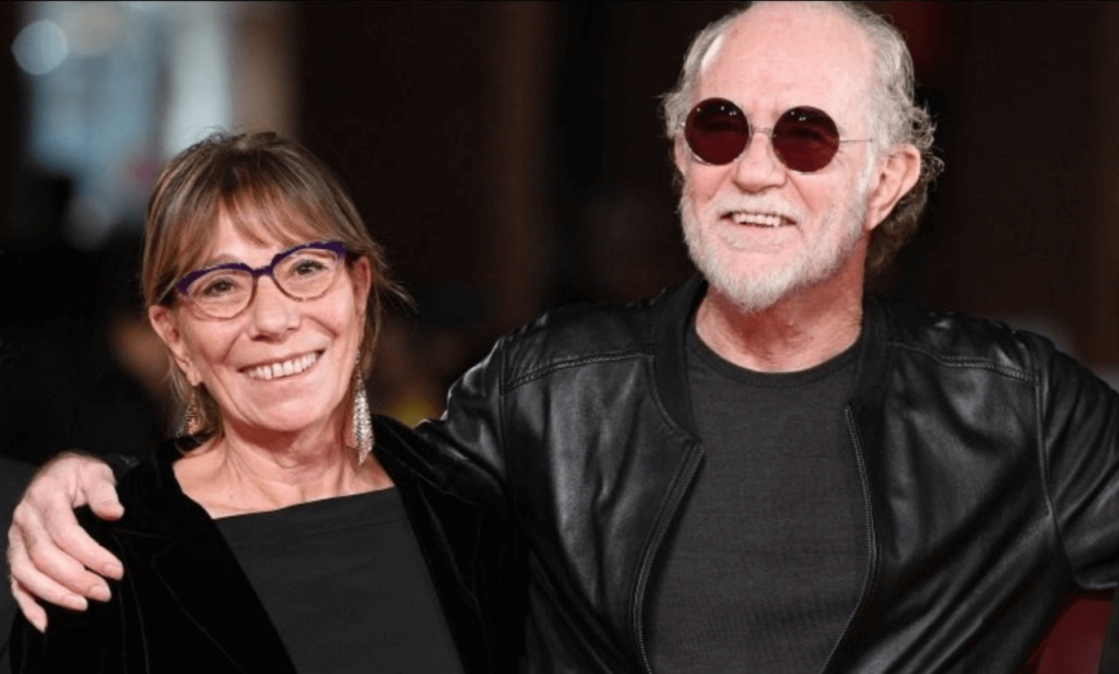 Morta la moglie di Francesco De Gregori, aveva 71 anni: "Lottava contro un male incurabile"