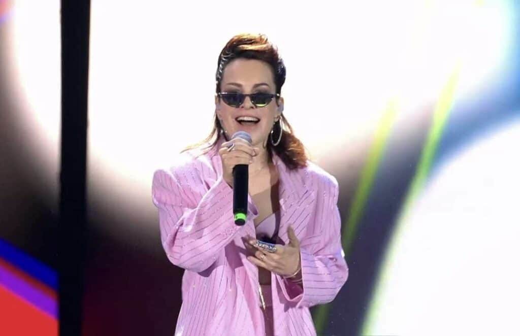 alexia scatenata al tim summer hits