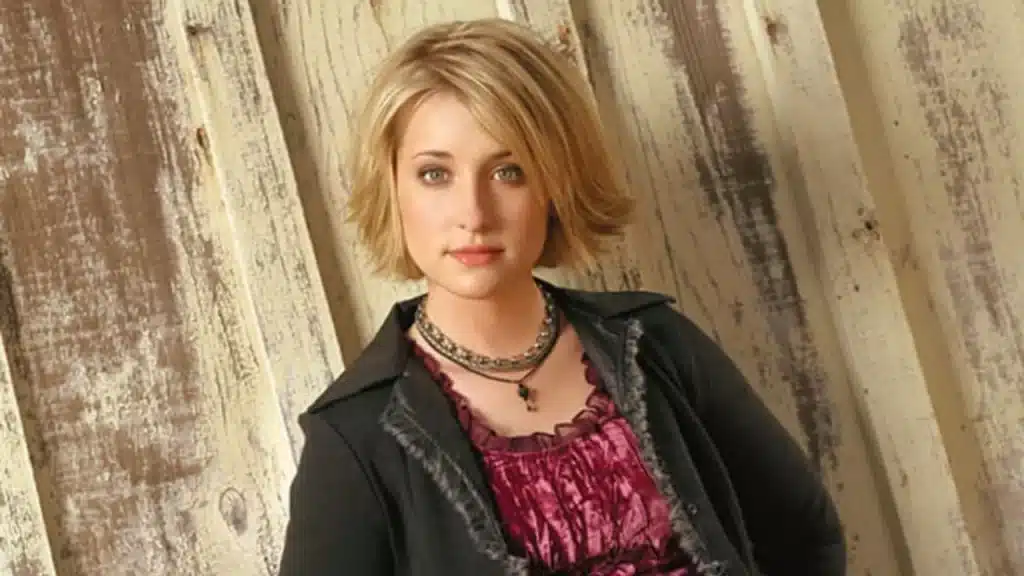 Allison Mack esce dal carcere dopo 2 anni di detenzione