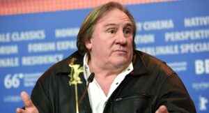 Gerard Depardieu accusato di tentato stupro.