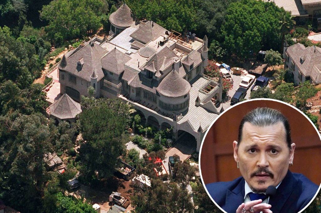Johnny Depp chiede un prestito per il restauro della sua casa di West Hollywood.