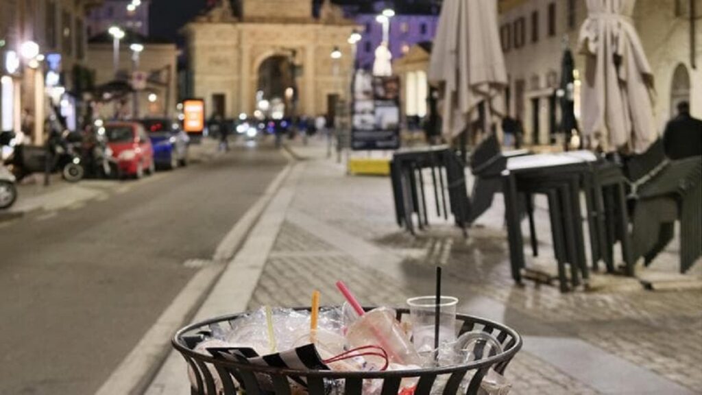 Milano, giovane accoltellato in Corso Como