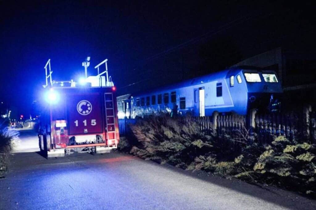 La tragedia è avvenuta nei pressi della stazione ferroviaria di Brandizzo, nel Torinese