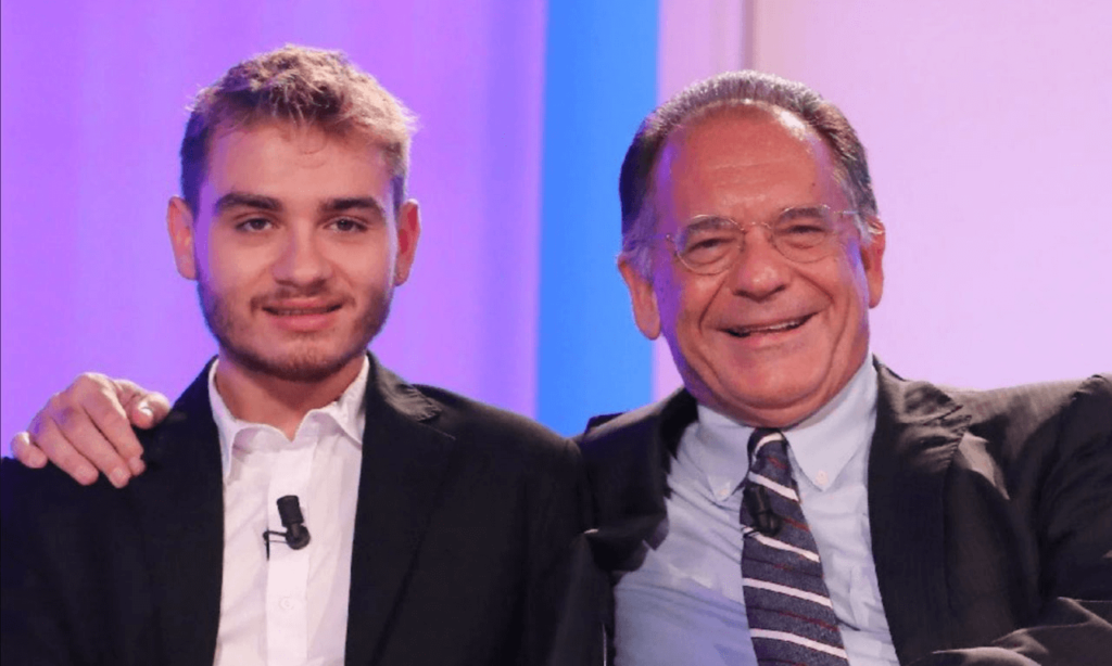 Cecchi Paone e Simone A letto mi chiama 'bionda'. Lo facciamo 5 volte a settimana