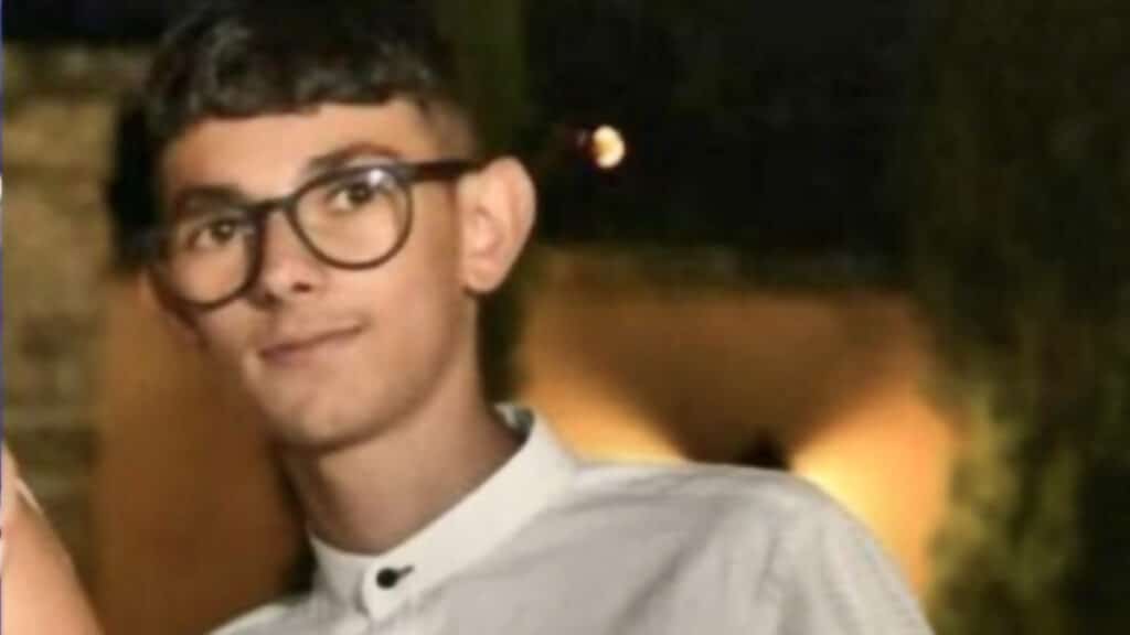 Incidente mortale a Frosinone: 21enne morto sul colpo.