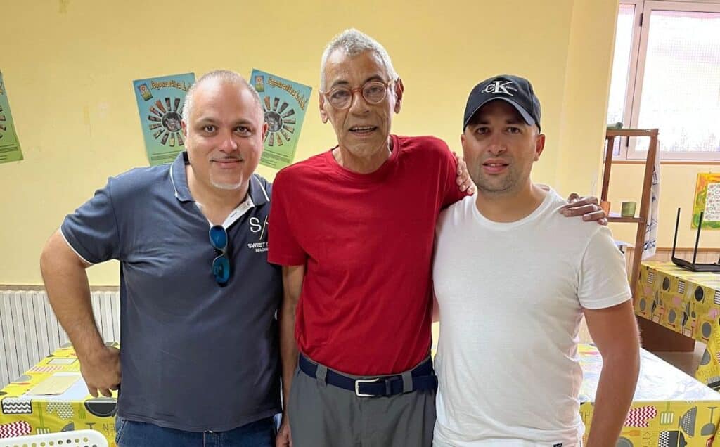 era una busta piena di soldi, i poliziotti donano tutto in beneficenza