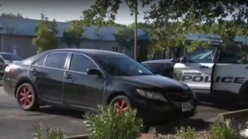 morto neonato di tre mesi lasciato in auto al sole