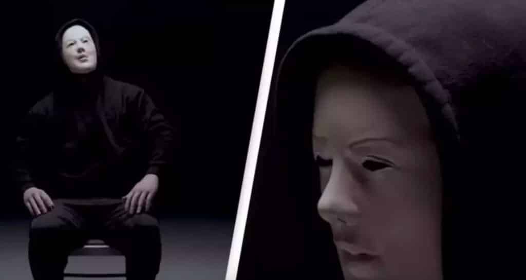 "Stavano spendendo tanto quanto un matrimonio di lusso, ed era fondamentalmente una gigantesca orgia di scambisti"