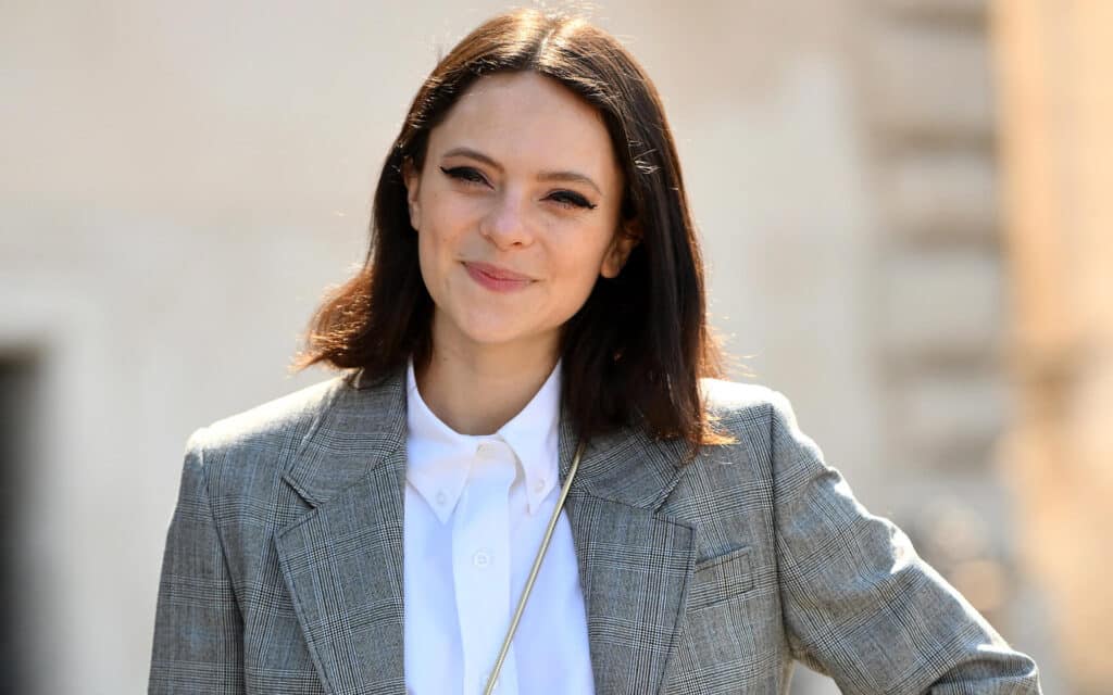 La cantante, a seguito di un'operazione, aveva accusato fortissimi dolori all'addome. Le condizioni