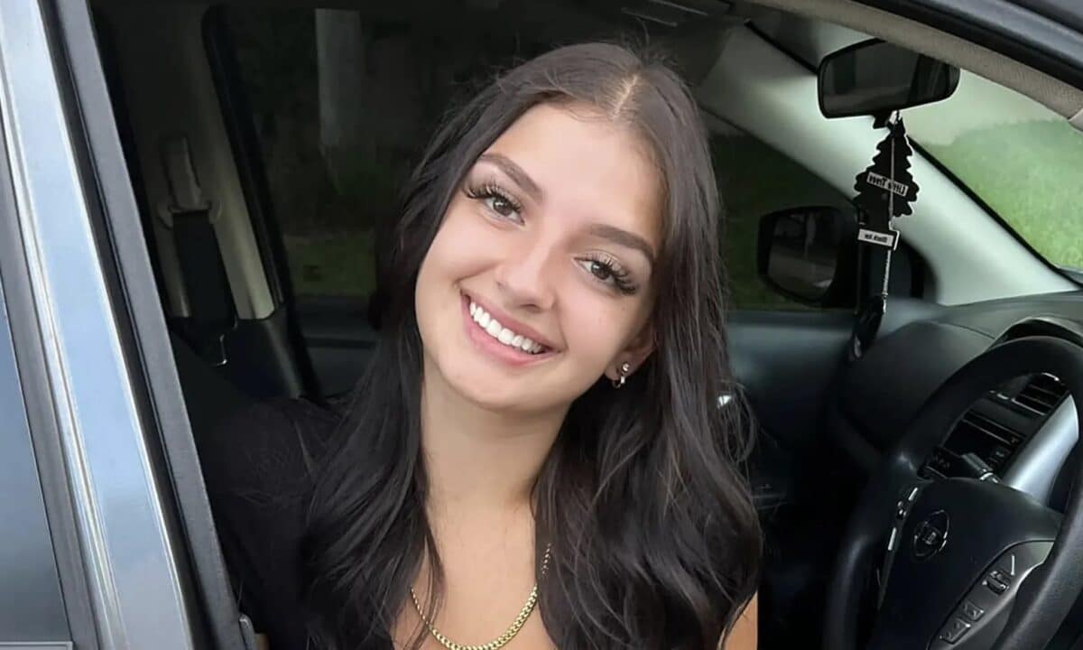 18enne incinta uccisa a colpi di pistola dal fidanzato in Florida.