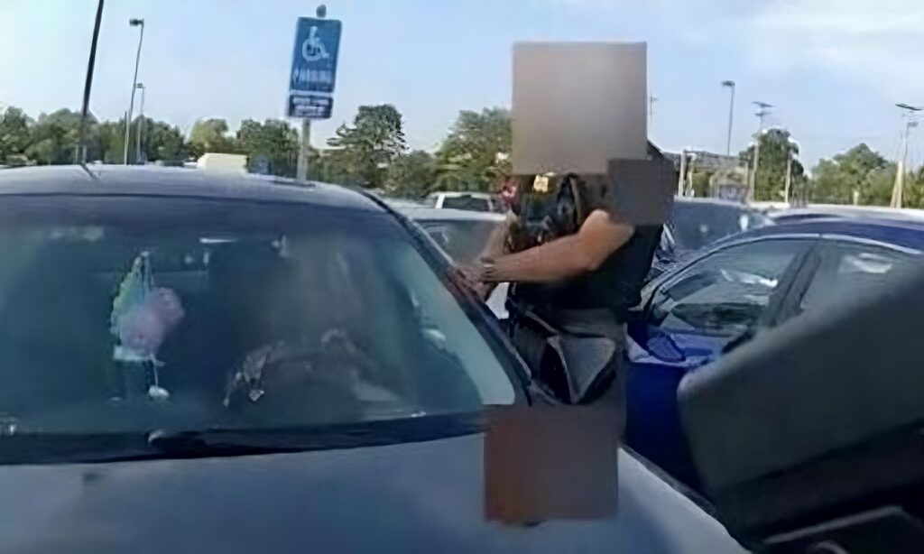 21enne incita uccisa dalla polizia in USA.