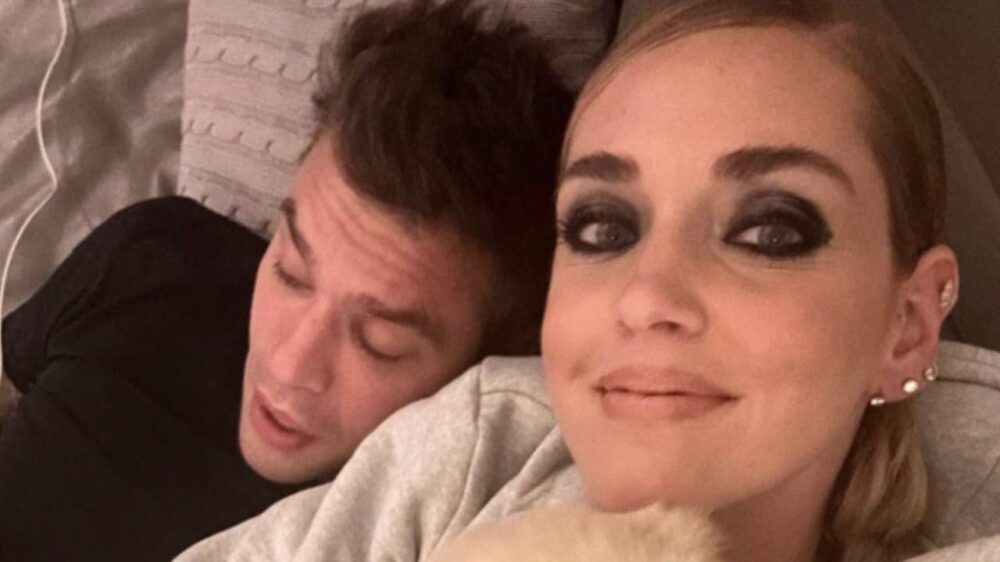 Il rapper milanese starebbe iniziando a riprendersi ed è attualmente monitorato con il controllo dell'emocromo