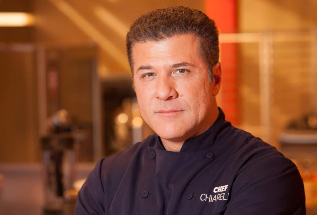 Il suo celebre "Easy Entertaiment with Michael Chiarello" su Food Network gli valse ben 3 Emmy Awards