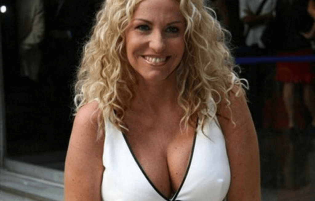 Antonella Clerici, la menopausa Ho rischiato. Gelosia Pedinavo l'ex, l'intervita completa