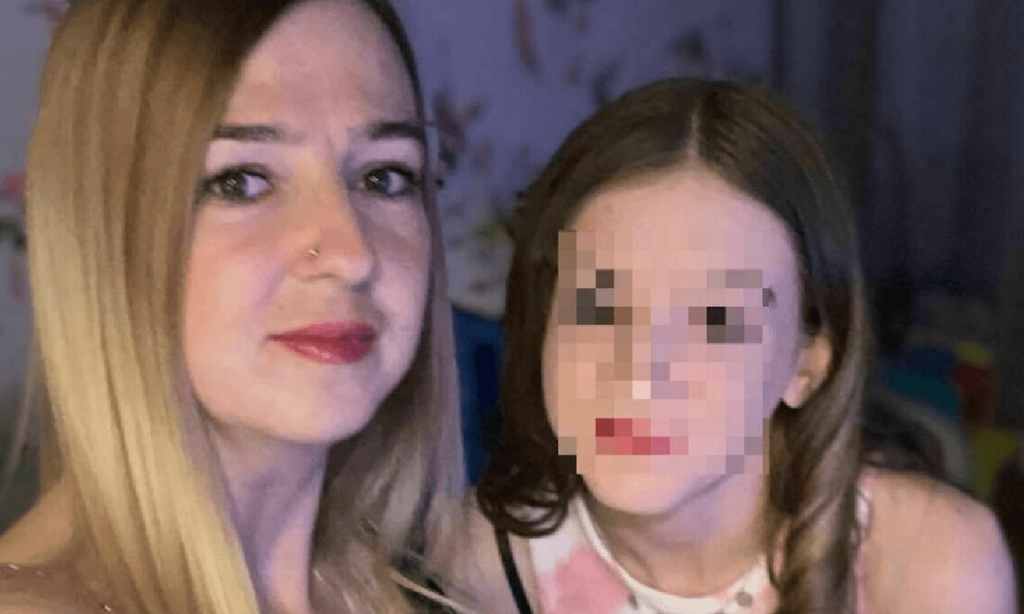 Incinta a 14 anni, la mamma Bello, sarò una nonna giovanissima, il caso