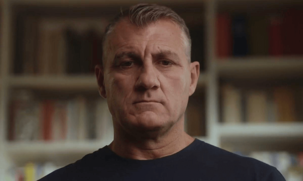 Vieri, ora è guerra con gli ex amici: "Avvio azione legale", il comunicato